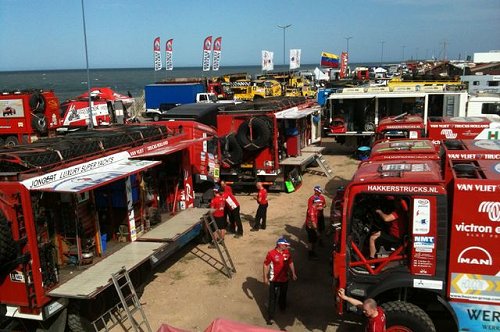 Dakar: Nederlands feestje bij de trucks: vijf Hollanders in de top-10